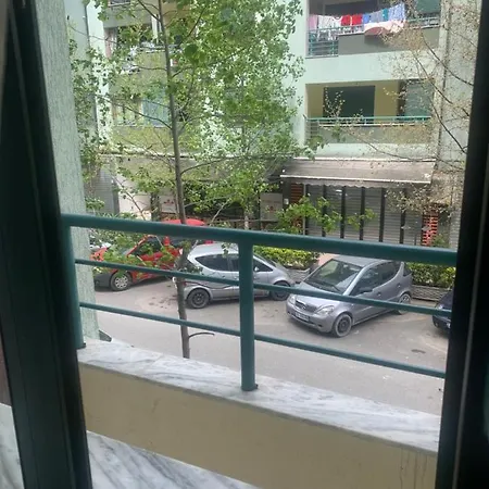 Daily تيرانا